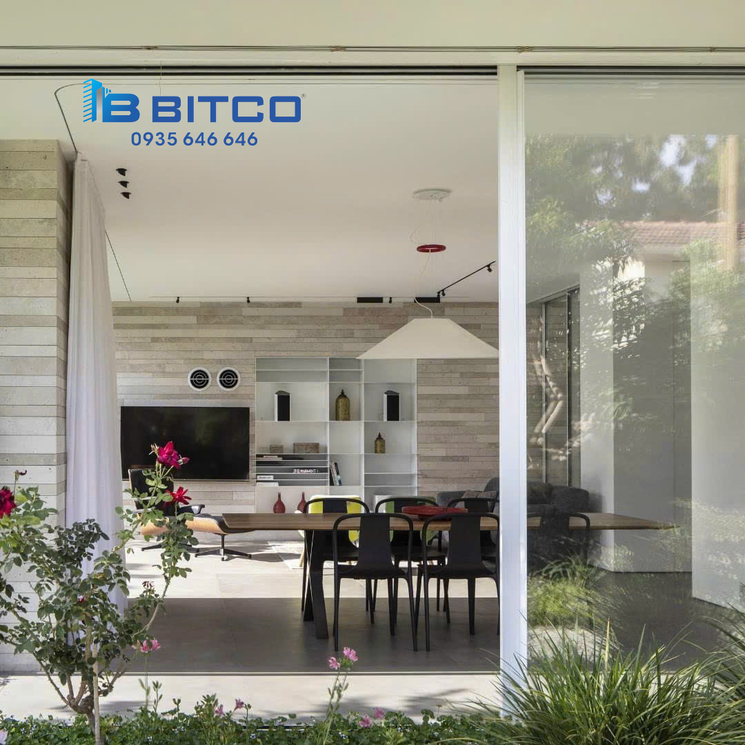 Cửa Kính Chống Cháy Mới Nhất 2026 [Kèm Theo Mẫu]