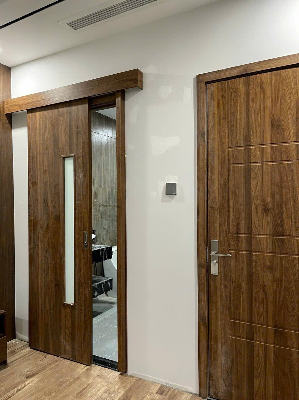 cửa nhựa composite bitco door